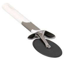 Prestige Basic Pizza Cutter - bakeware bake house kitchenware bakers supplies baking